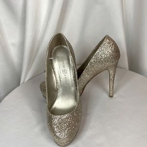 Chinese Laundry size 7.5 new heels!